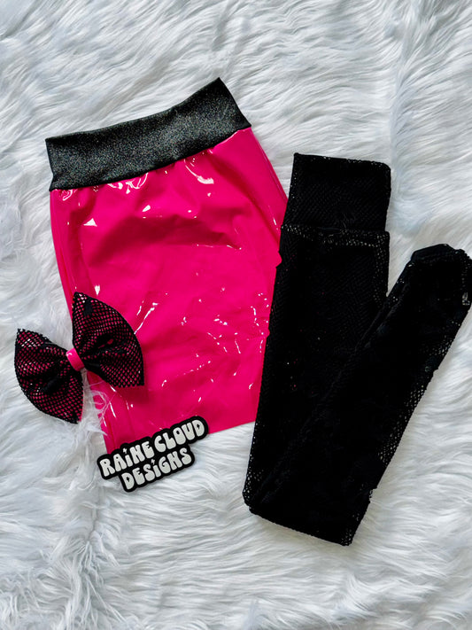 Pink pleather pencil skirt🩷