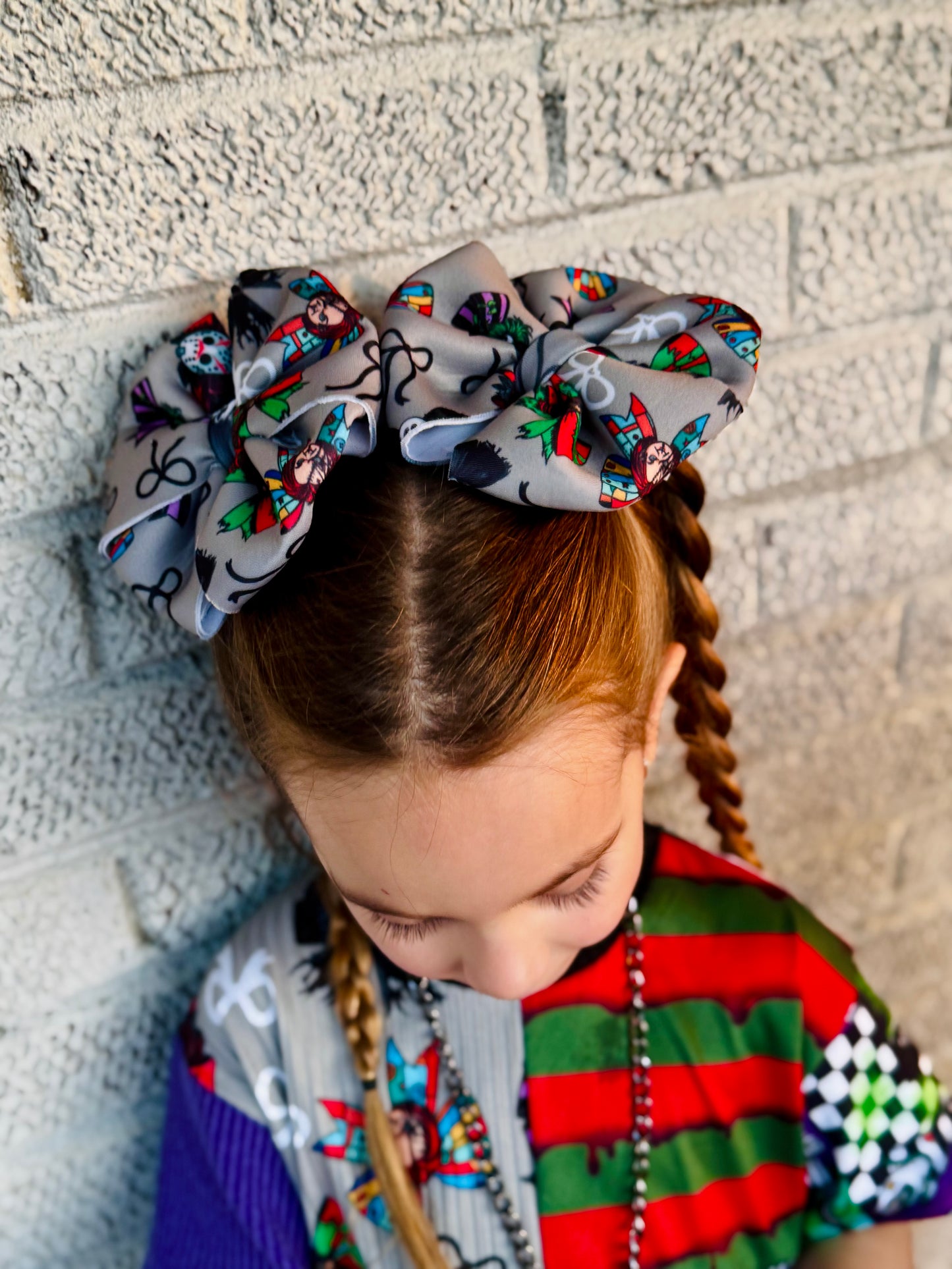 Spooky cute bows🩶