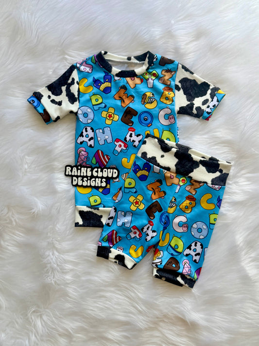 Alphabet shorts sleep set